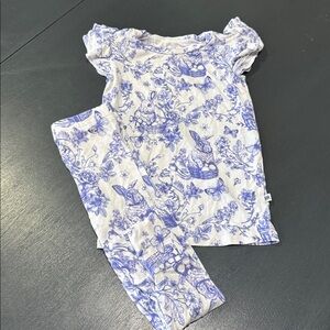 Bums and Roses Hoppy You’re Hare Pajama Set 2T